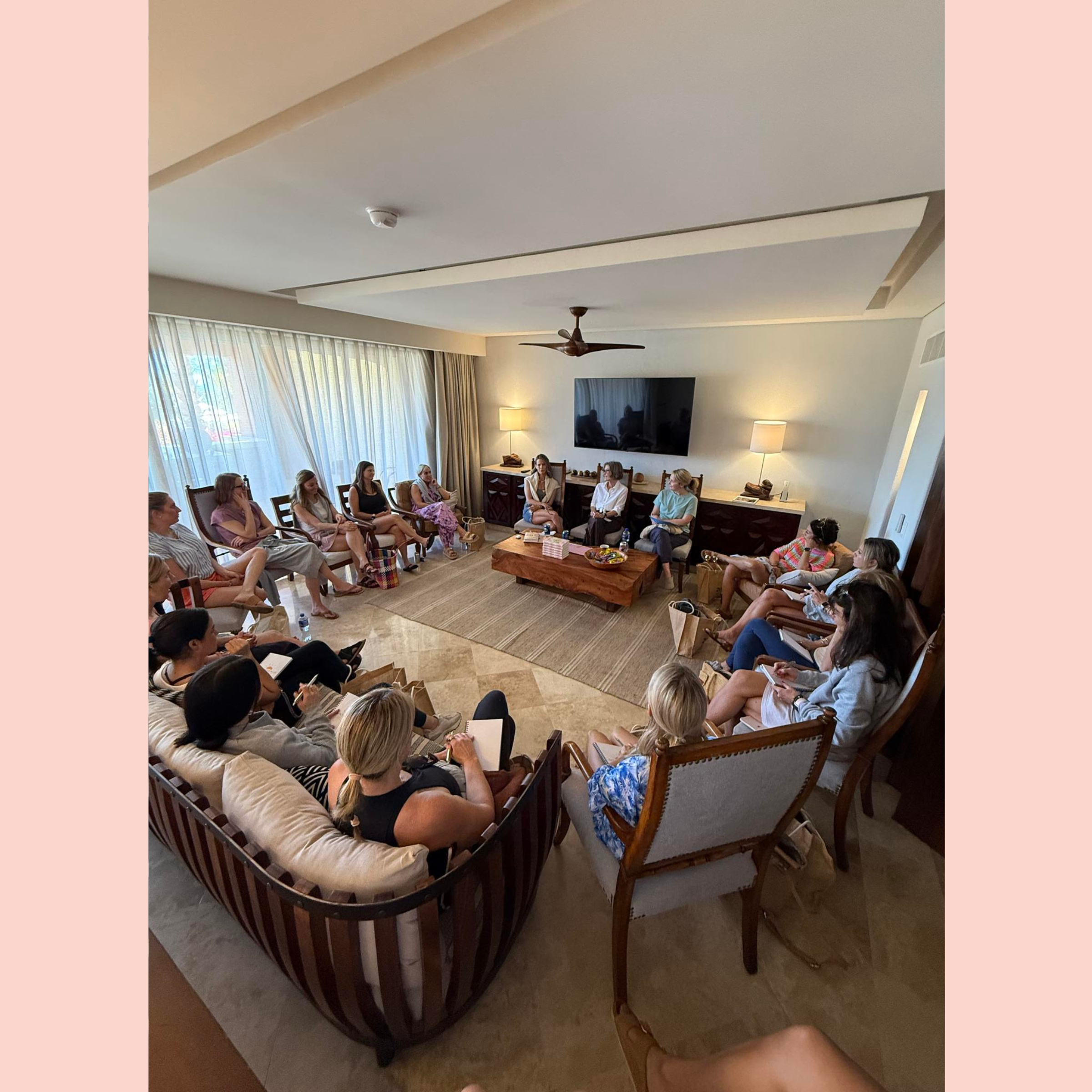 The Sober Mom Life podcast, Suzanne Warye, Sober Mom Life Retreat 2026